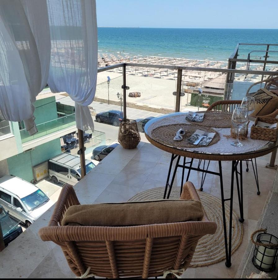 Studio Beach Residence Navodari Bagian luar foto